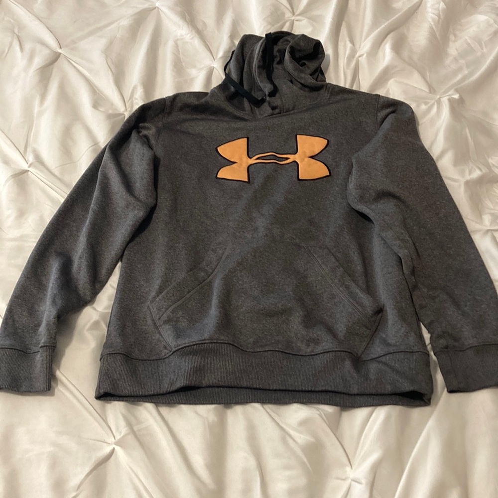Under aurmor sweatshirt
